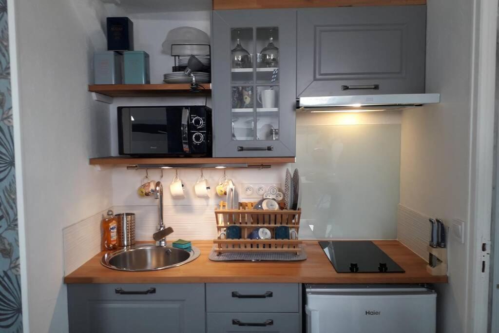 Le Mini Loft Montargis centre 1 à 3 personnes climatisation parking linge wifi freebox Netflix Apartamento Exterior foto